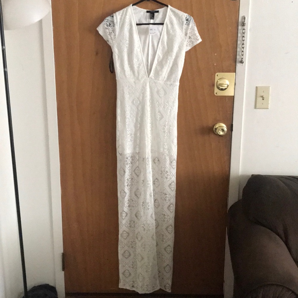 White lace maxi dress